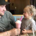 19 Photos That Prove Dads and Daughters Have a Special Bond_5e2d7a34cdeba.jpeg