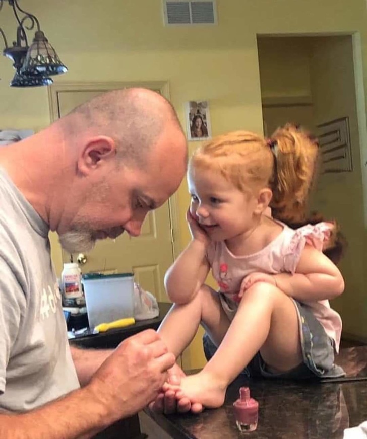 19 Photos That Prove Dads and Daughters Have a Special Bond