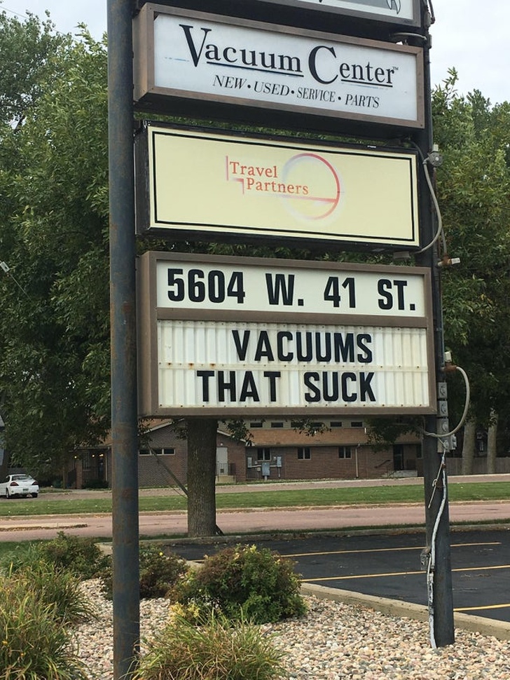 25 Public Signs That Rocked the World With Their Jokes