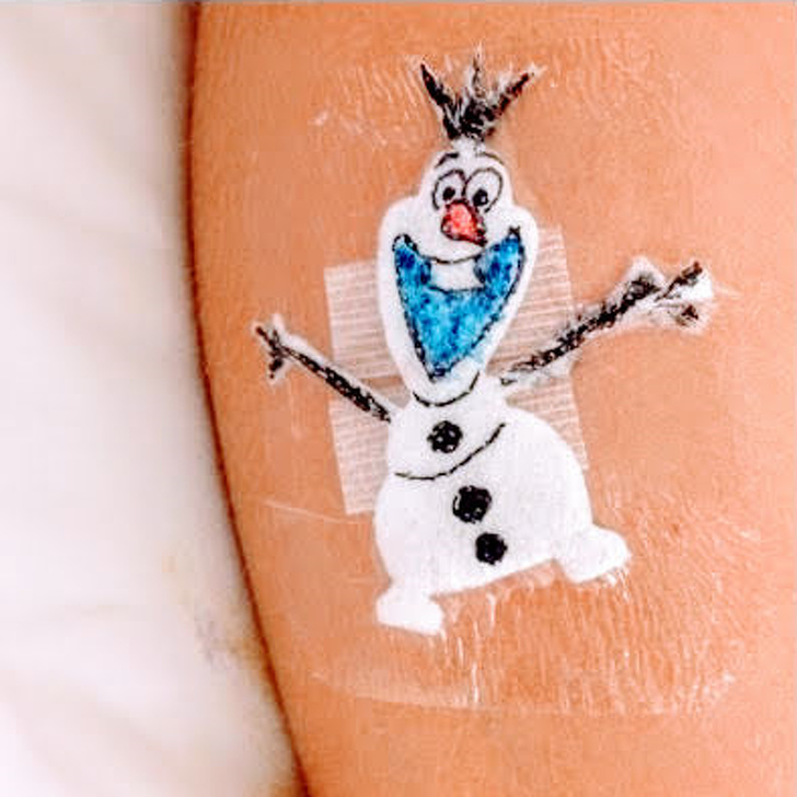A Surgeon Turns Kids’ Scars Into Cartoon Characters to Help Them Forget About the Pain