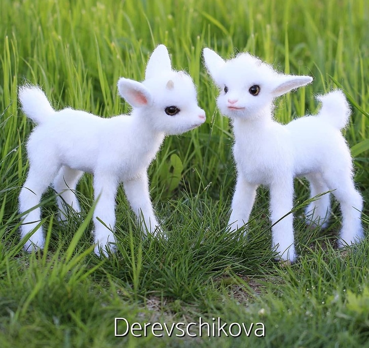 An Artist From Russia Makes Animal Toys That Enchant Everyone at First Sight
