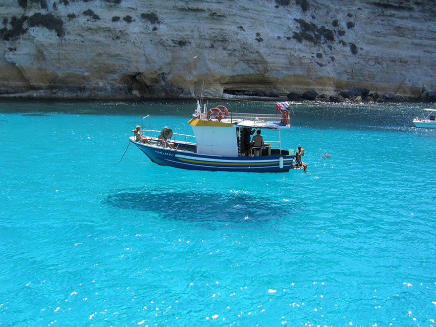 Floating Boat 